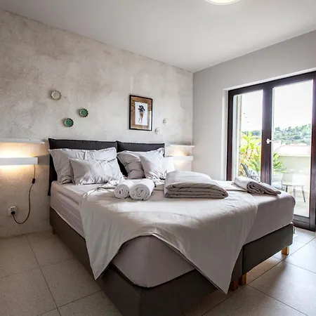 Apartman Vale *